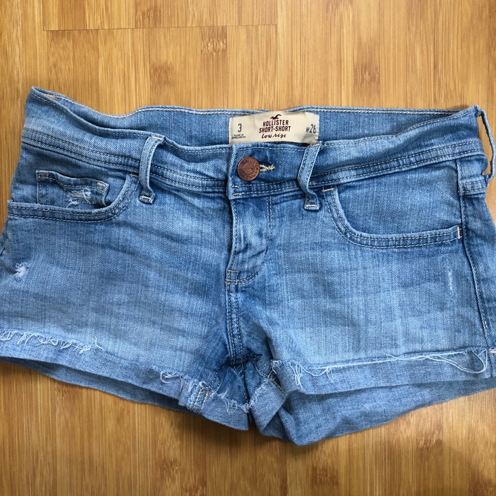 Low rise hollister jean shorts